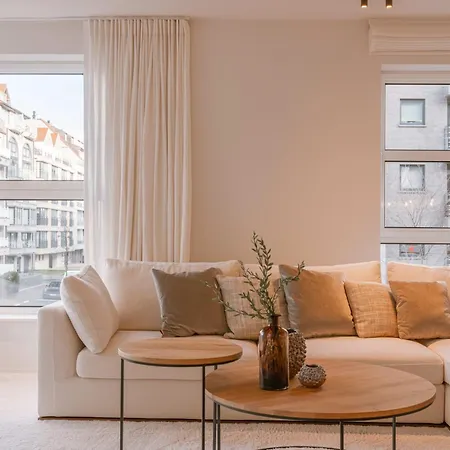 Huswell - Luxury With Parking In * Knokke-Heist